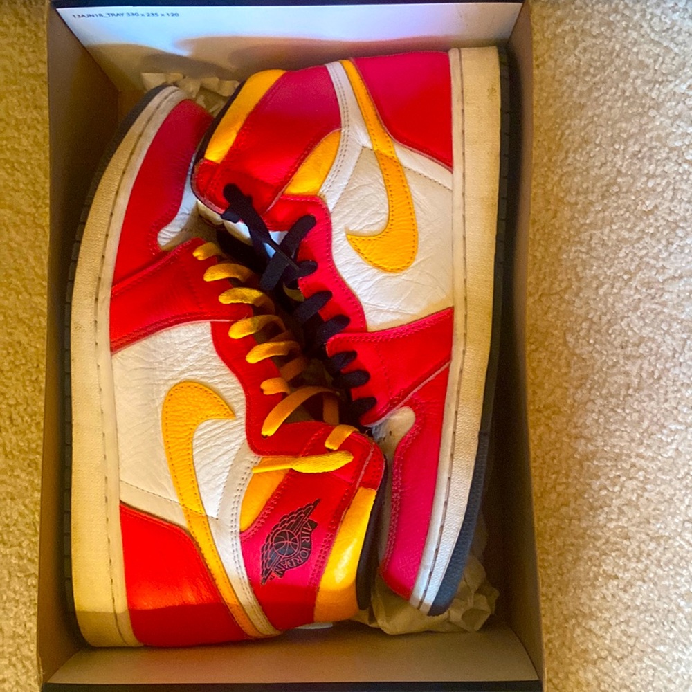 Air Jordan 1 Fusion Red Retro High OG’s, lightly worn, comes w yellow& pink lace
